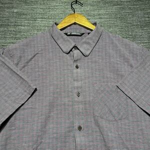 Travis Mathew Button Up Shirt Men's XL Plaid Blue Red Short Sleeve